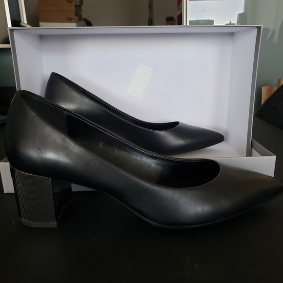 Michael Kors pointed toe block heels size 7.5us